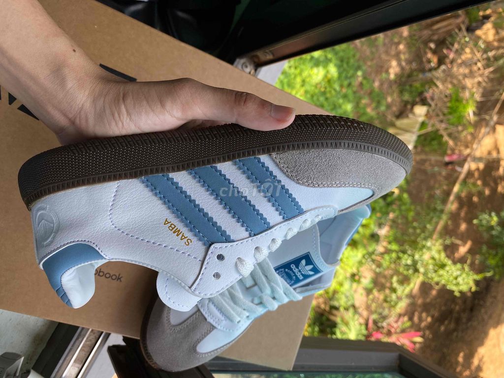 Giày thể thao Adidas Samba Trắng xanh size 38. Mua bán Giày dép tại Huyện Việt Yên Bắc Giang được đăng bởi Đào Thanh Xuân  hình 1