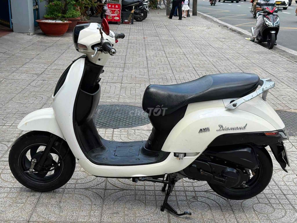 Скутер Diamond 50cc белый, б/у