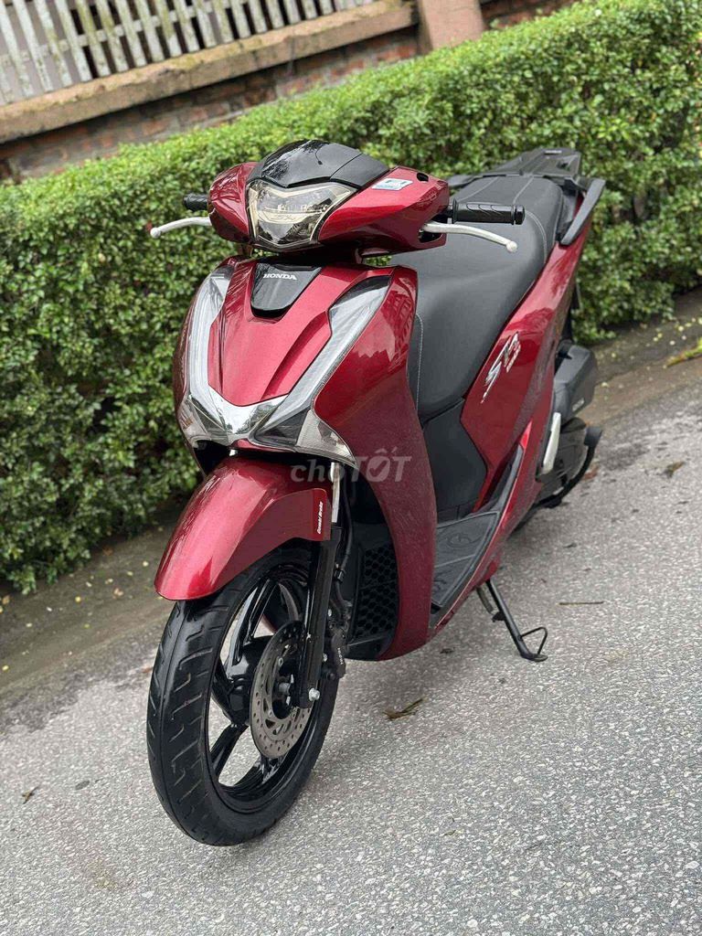 Sh 2018 xe đẹp êm zin chất chính chủ. Mua bán Xe máy tại Thành phố Vinh Nghệ An được đăng bởi Tài Nguyễn Văn hình 11