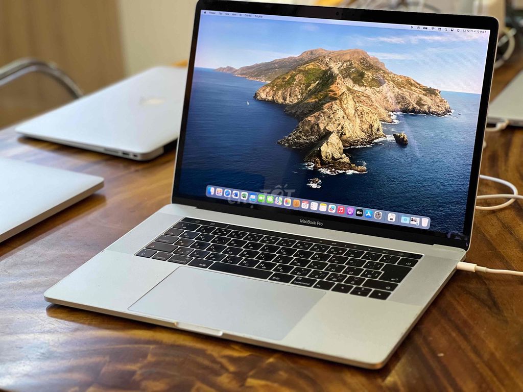 THANH LÝ ✅MacBook Pro 15 inch 2017 i7 16G 256G !. Mua bán Laptop tại Quận Hải Châu Đà Nẵng được đăng bởi Việt Lê hình 1
