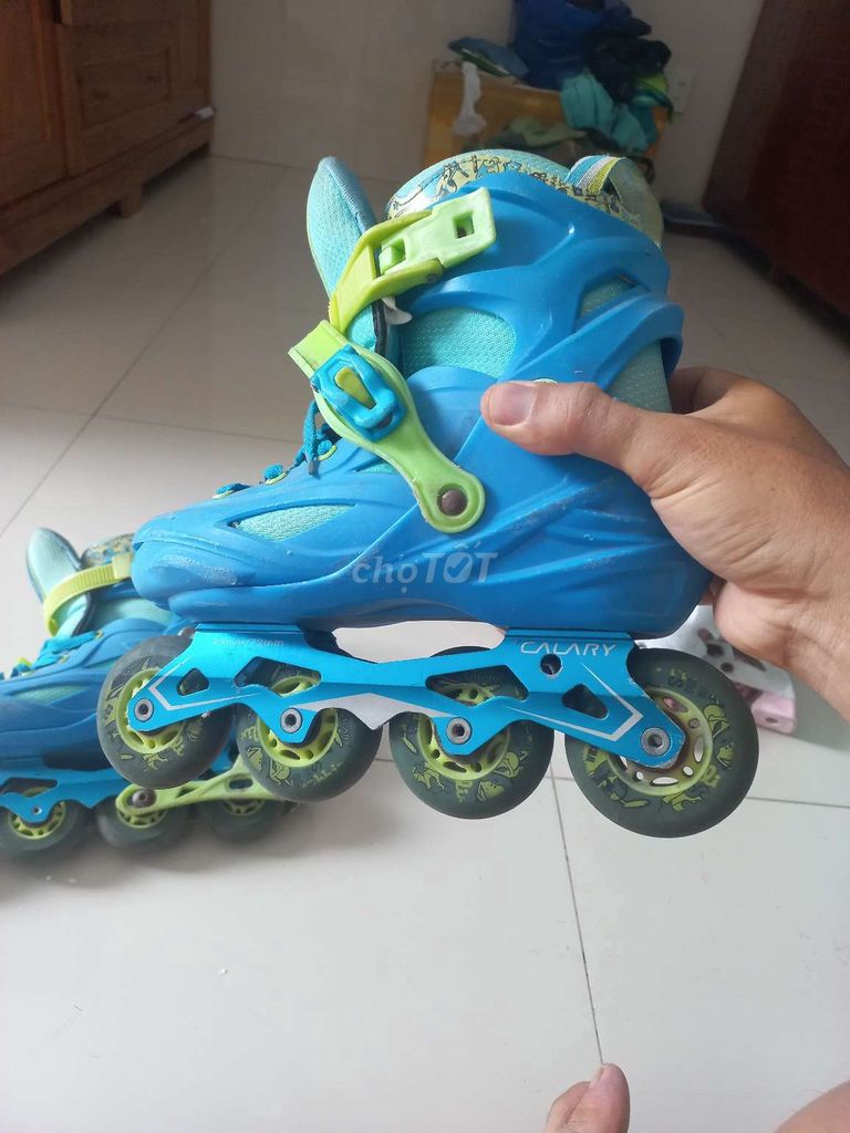 Giày patin Calary size M xanh dương