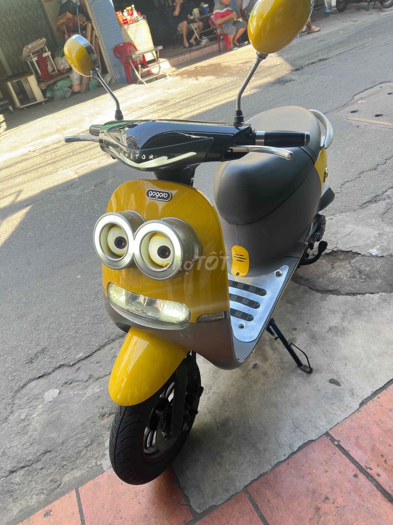 Gogoro 50cc màu Vàng. Mua bán Xe máy tại Quận 4 Tp Hồ Chí Minh được đăng bởi NguyenLong hình 1
