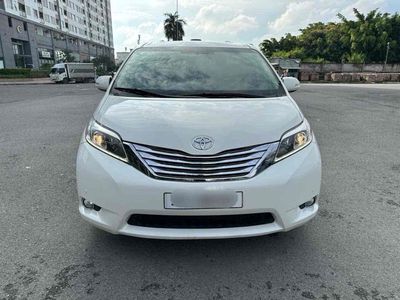 toyota sienna limeted 3.5 sx 2014 moden 2015. Mua bán Ô tô tại Quận 7 Tp Hồ Chí Minh được đăng bởi auto thanh tâm 
