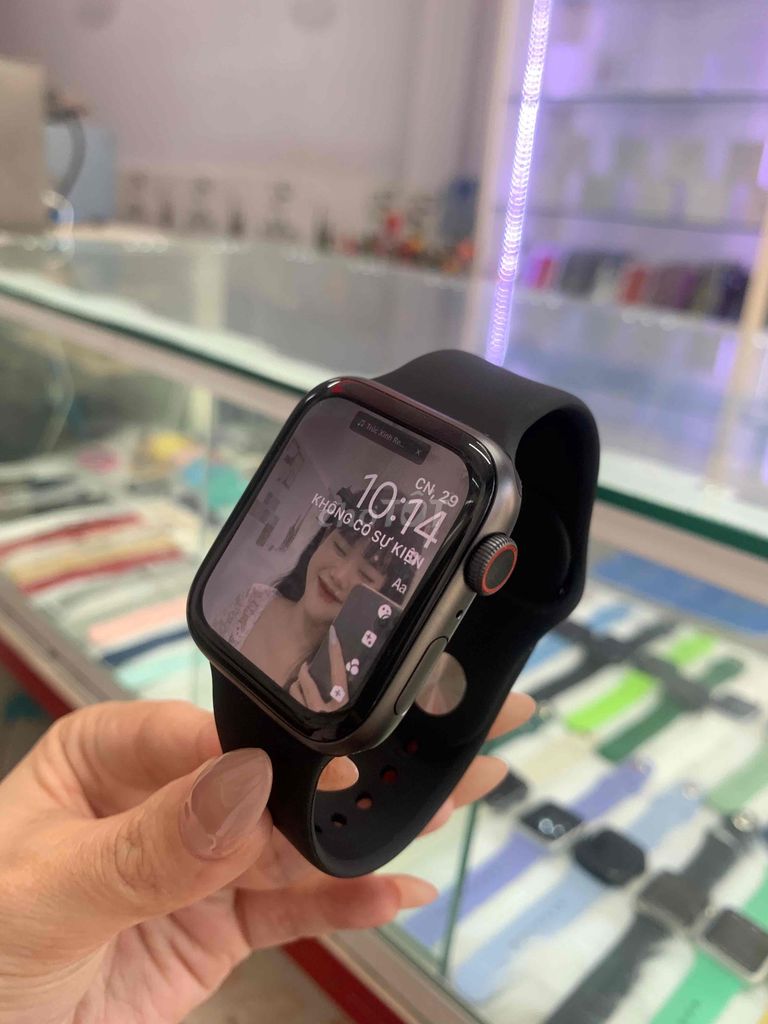 applewatch s4.44lte nhom den dep keng nike kì