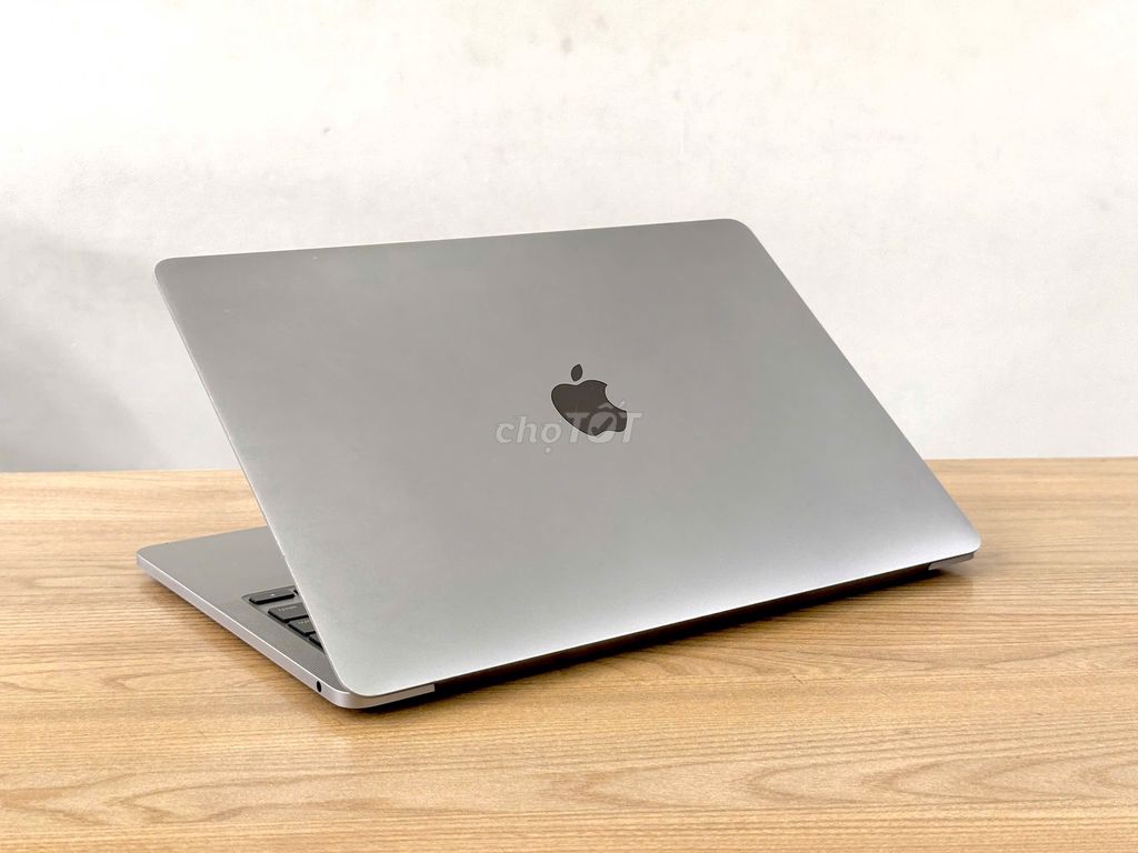 MacBook Pro 13” M1 2020 8/256GB Zin Bao xài Pin 91. Mua bán Laptop tại Quận Ninh Kiều Cần Thơ được đăng bởi Cầm đồ Nhanh hình 1