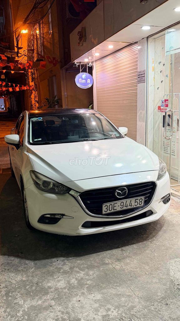 Mazda 3 2017 Phanh điện tử Trắng. Mua bán Ô tô tại Quận Đống Đa Hà Nội được đăng bởi Trịnh Khắc Hiếu hình 1