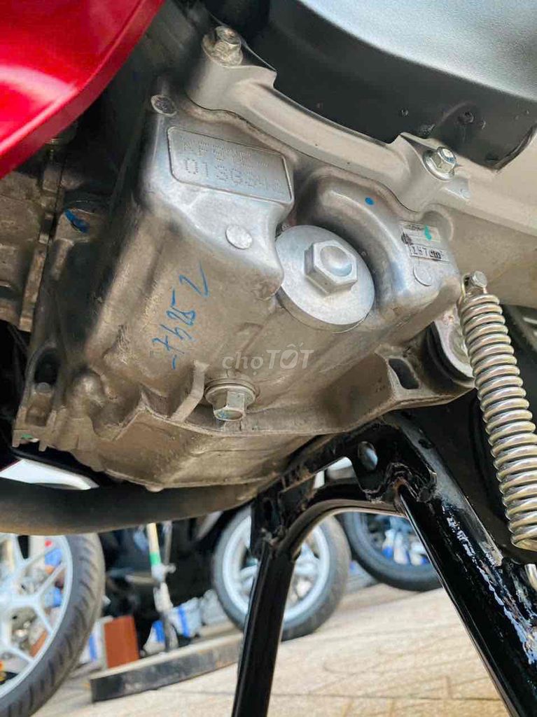 Honda SH160ABS 2025 Đỏ 1400 km. Mua bán Xe máy tại Quận Ninh Kiều Cần Thơ được đăng bởi CHXM Tân Liên Hưng 2 hình 13