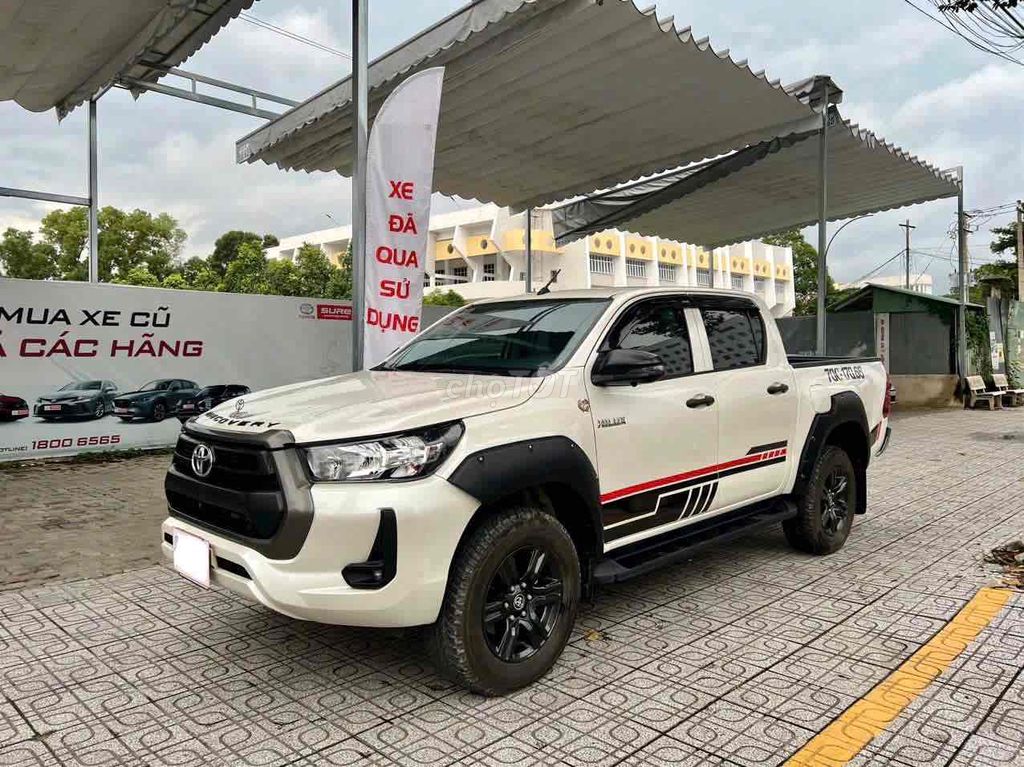 Toyota Hilux 2.4MT 4x2 2021 - Có thương lượng