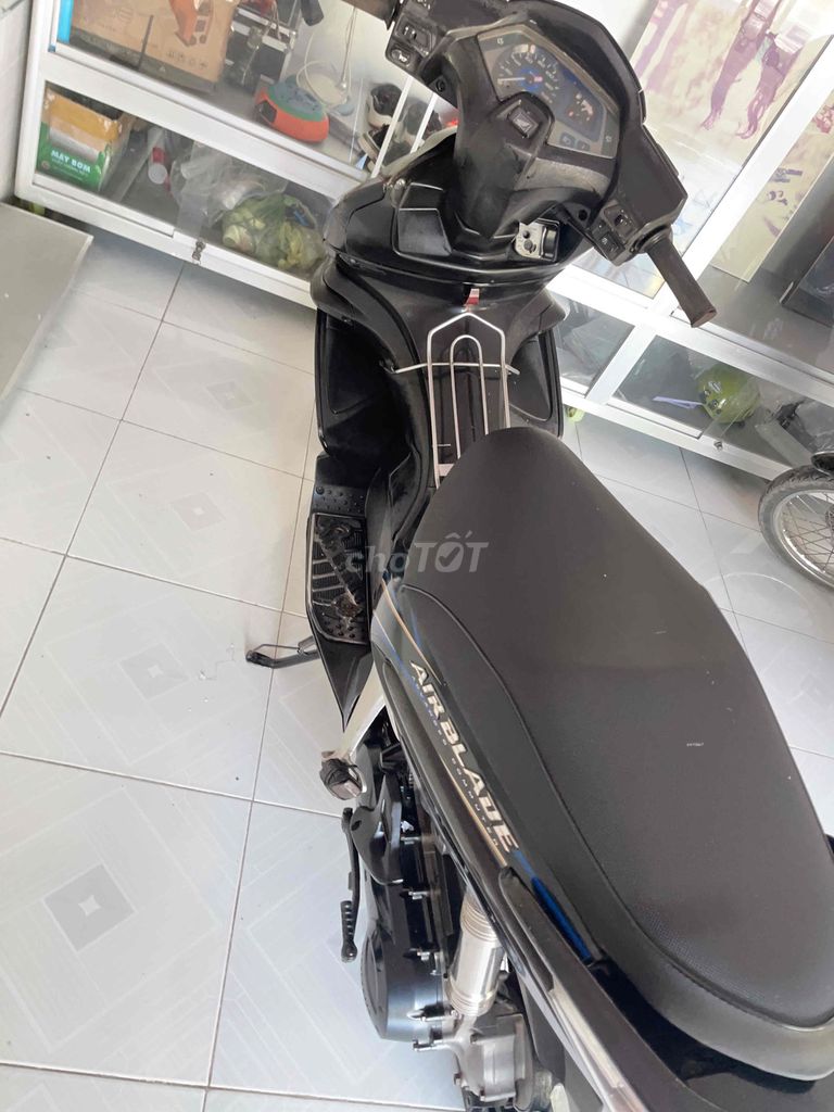 mua xe mới cho vk nên bán lại cho chị em đi chợ. Mua bán Xe máy tại Huyện Châu Thành Bến Tre được đăng bởi Henry Liền hình 3
