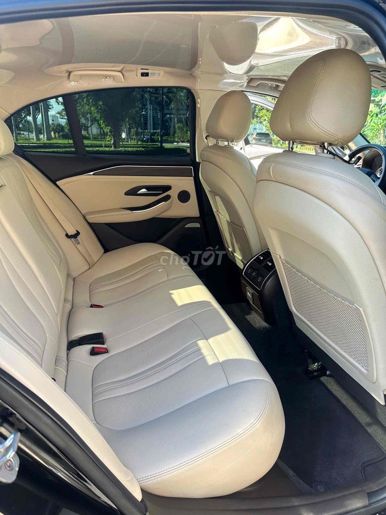 VinFast Lux A2.0 2019 Premium 2.0 AT - 62000 km. Mua bán Ô tô tại Quận Cẩm Lệ Đà Nẵng được đăng bởi Nguyễn Duy hình 12