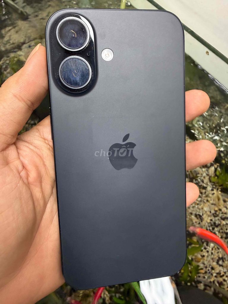 Apple iPhone 16 128GB Đen. Mua bán Điện thoại tại Thành phố Biên Hòa Đồng Nai được đăng bởi văn bách hình 1