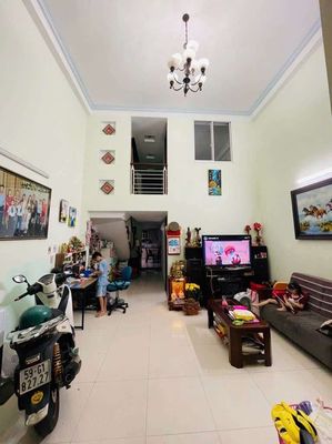 BÁN NHÀ ĐẸP NGAY GA METRO PHƯỜNG TRƯỜNG THỌ. Mua bán nhà ở tại Thành phố Thủ Đức Tp Hồ Chí Minh được đăng bởi Hoang Nam