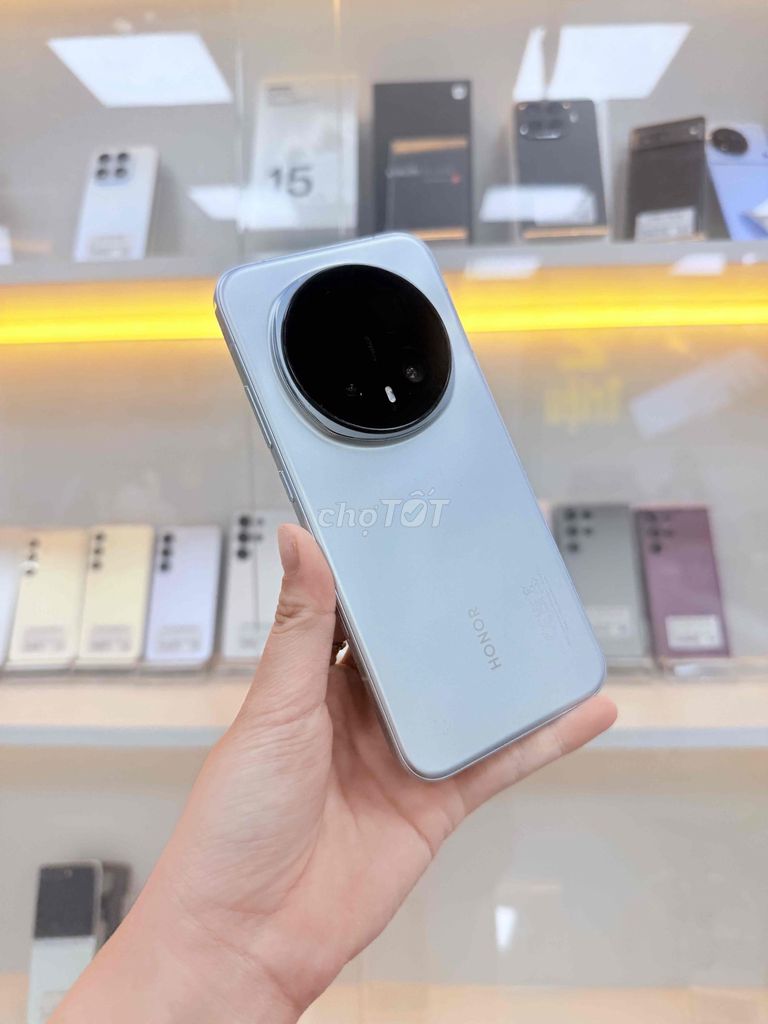 HONOR MAGIC 8 PRO-12/512G-BẢN QT-MÀU XANH ĐẸP. Mua bán Điện thoại tại Thành phố Biên Hòa Đồng Nai được đăng bởi Mobile Di Động Biên Hoà hình 1