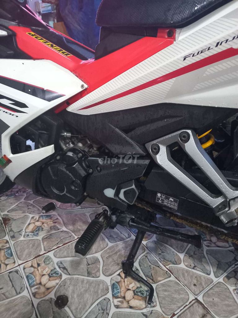 Yamaha Exciter 150 Đỏ trắng. Mua bán Xe máy tại Quận Bình Tân Tp Hồ Chí Minh được đăng bởi Cường phát  hình 4