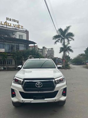 Bán xe Toyota Hilux 2019
