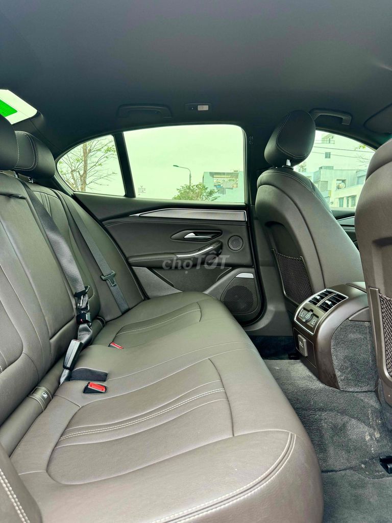 VinFast Lux A2.0 2021 2.0 AT - 50000 km. Mua bán Ô tô tại Quận Cẩm Lệ Đà Nẵng được đăng bởi nguyễn văn khoa hình 17