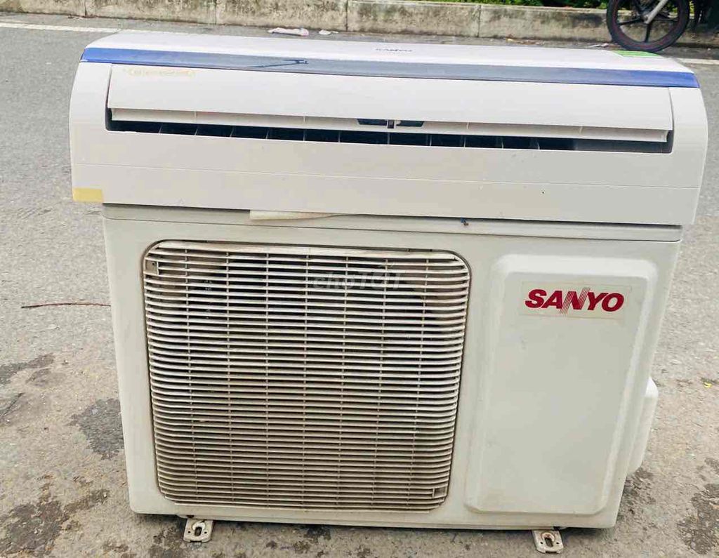 Máy lạnh Sanyo 1hp Trắng cũ. Mua bán Máy lạnh, điều hoà tại Huyện Nhà Bè Tp Hồ Chí Minh được đăng bởi Nguyễn Thị Yến hình 1