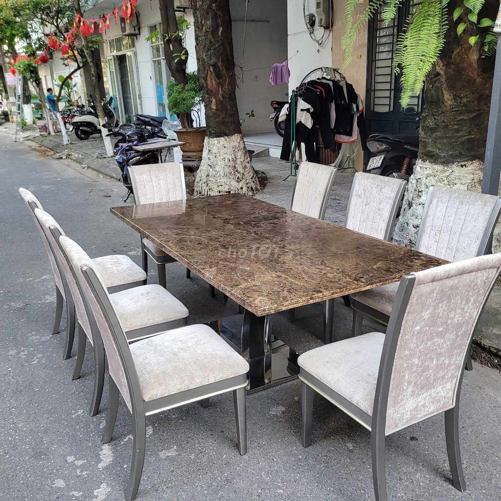 cần bán Bộ bàn ăn Mặt đá 8 ghế Phố Xinh. Mua bán Bàn ghế tại Quận Thanh Khê Đà Nẵng được đăng bởi Thúy Hằng hình 1