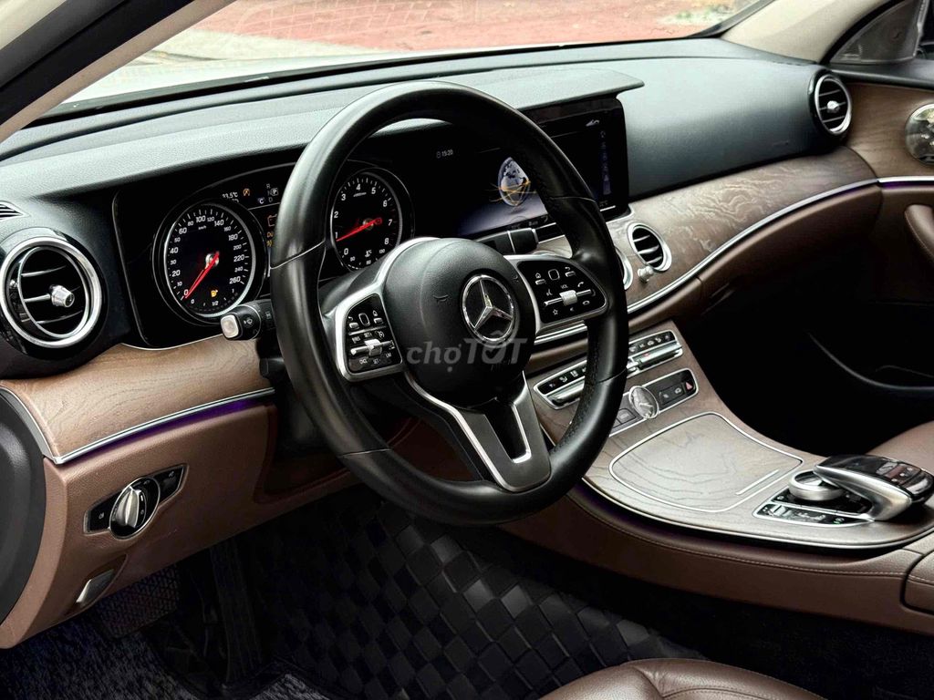 Mercedes Benz E 200 Pre-FL model 2020. Mua bán Ô tô tại Quận 8 Tp Hồ Chí Minh được đăng bởi Khoa nguyễn hình 13