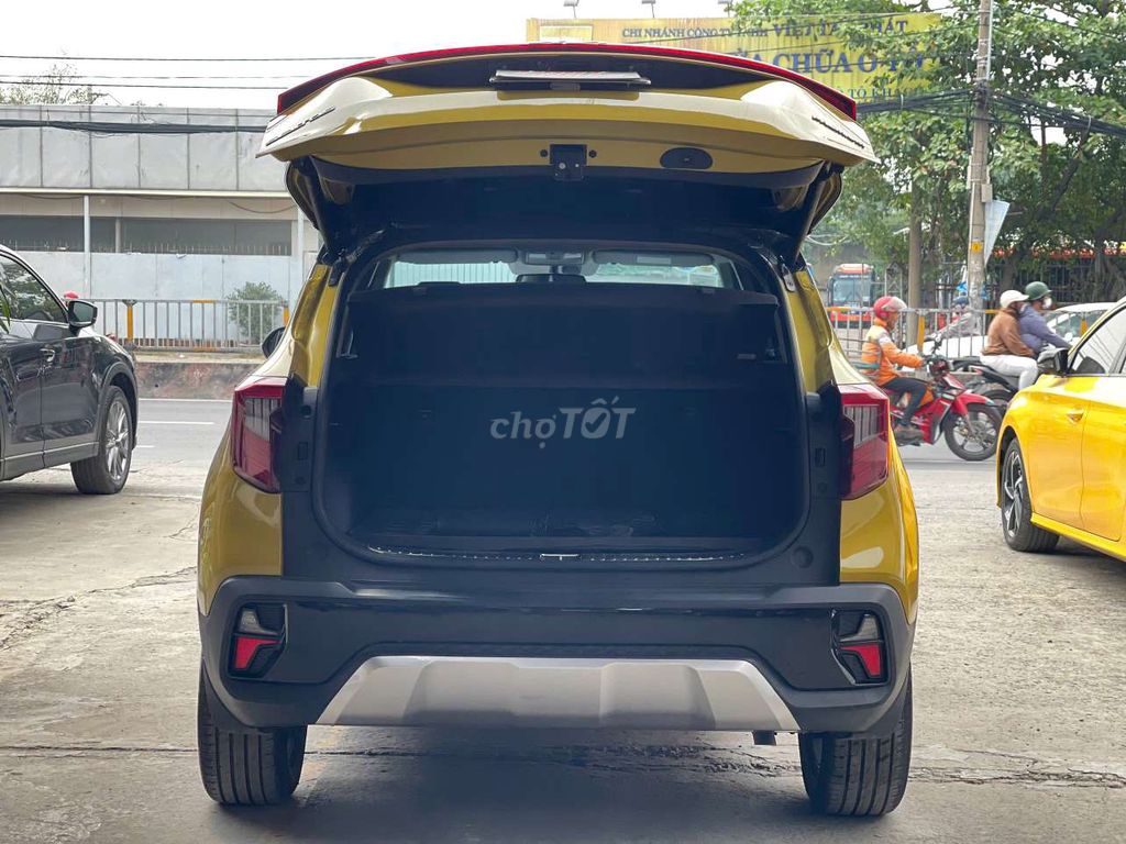Kia Seltos 2024 Premium 1.5 L,màu vàng, 39.000 km. Mua bán Ô tô tại Quận Bình Tân Tp Hồ Chí Minh được đăng bởi Son Do hình 15