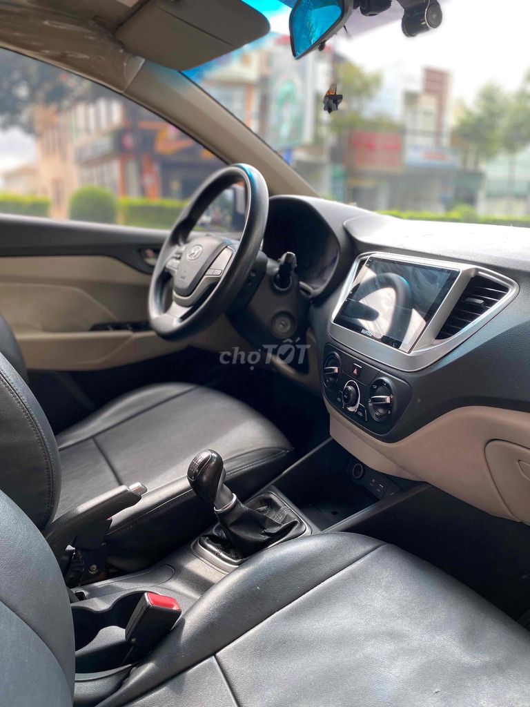Hyundai Accent 2018 1.4 MT. Mua bán Ô tô tại Thành phố Pleiku Gia Lai được đăng bởi Vũ ô tô Gia Lai hình 6
