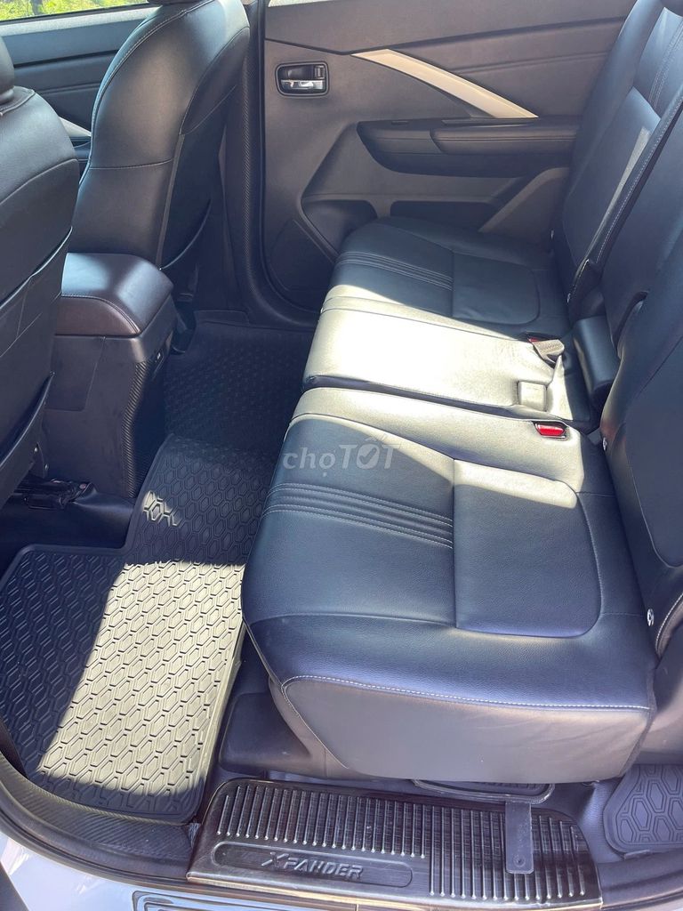 Mitsubishi Xpander 2025 Premium màu trắng. Mua bán Ô tô tại Quận Gò Vấp Tp Hồ Chí Minh được đăng bởi Xuân Trường hình 5