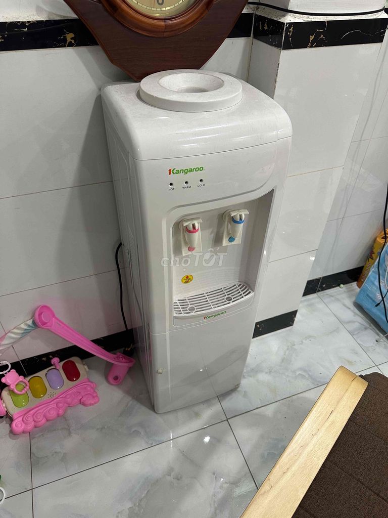 máy nóng lạnh kangarroo 500k hoạt động bình Thường