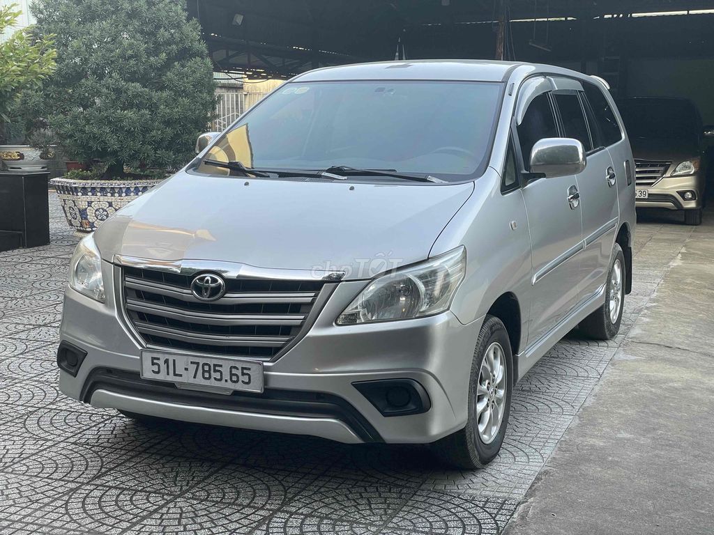Toyota Innova 2014E Bạc. Mua bán Ô tô tại Thành phố Thuận An Bình Dương được đăng bởi Lâm Trí Khiêm hình 2