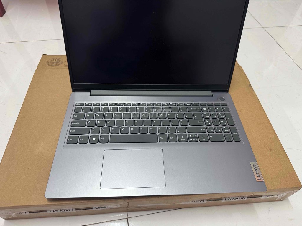 Lenovo Ideapad 3 15IAU7 i7 16GB 1TB SSD Bh 02-2026