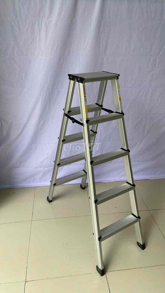 Thang nhôm Chữ A 1.2m Mới 98%. Mua bán Đồ chuyên dụng, Giống nuôi trồng tại Quận Bình Tân Tp Hồ Chí Minh được đăng bởi THANG NHÔM GIÁ RẺ hình 1