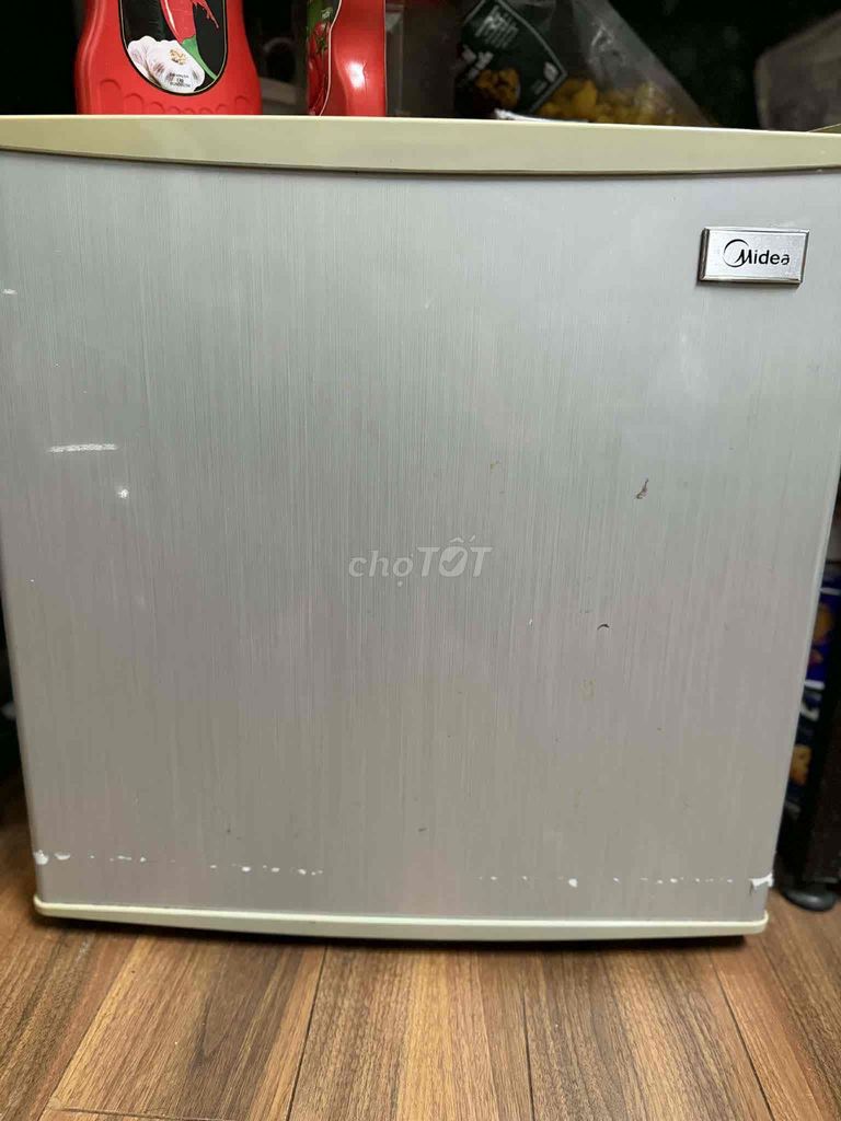 Tủ lạnh Midea 50L có ngăn đông. Mua bán Tủ lạnh tại Quận Cầu Giấy Hà Nội được đăng bởi phạm tiến dũng hình 1