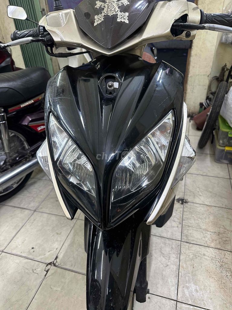 Novou 4, Máy mạnh êm.  cavet đầy đủ. Mua bán Xe máy tại Quận Bình Thạnh Tp Hồ Chí Minh được đăng bởi Lê Nhân hình 2