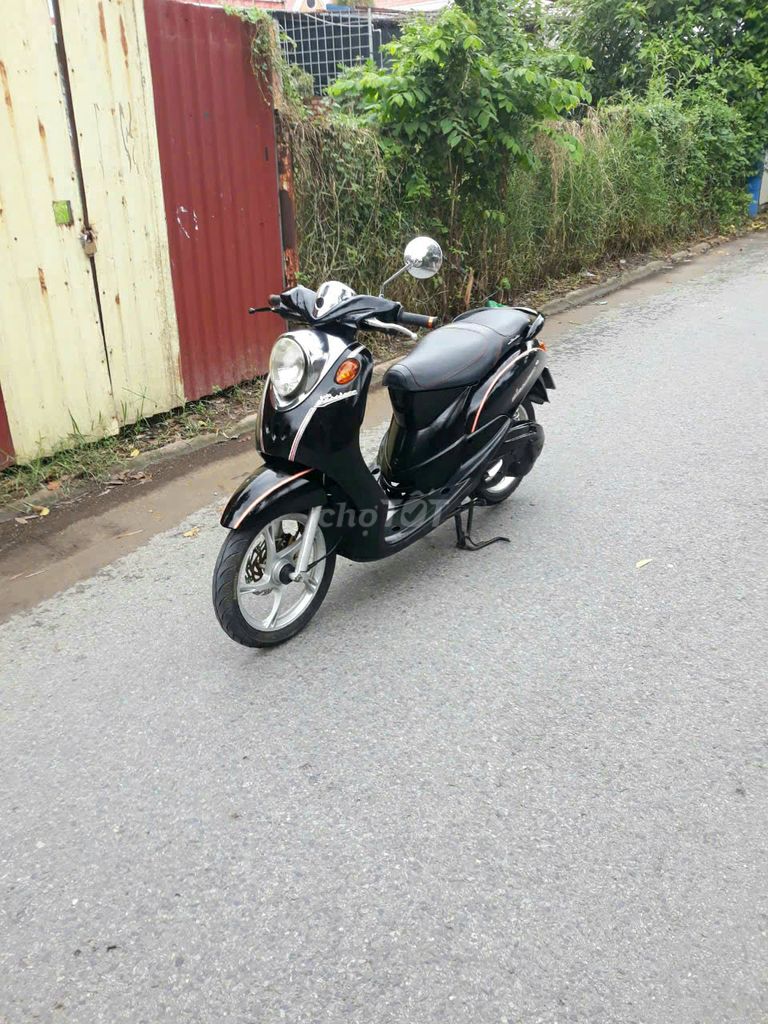 Classico xe rất đẹp máy móc zin bốc bs thành phố. Mua bán Xe máy tại Thành phố Dĩ An Bình Dương được đăng bởi Xe Máy Thanh Bình hình 2