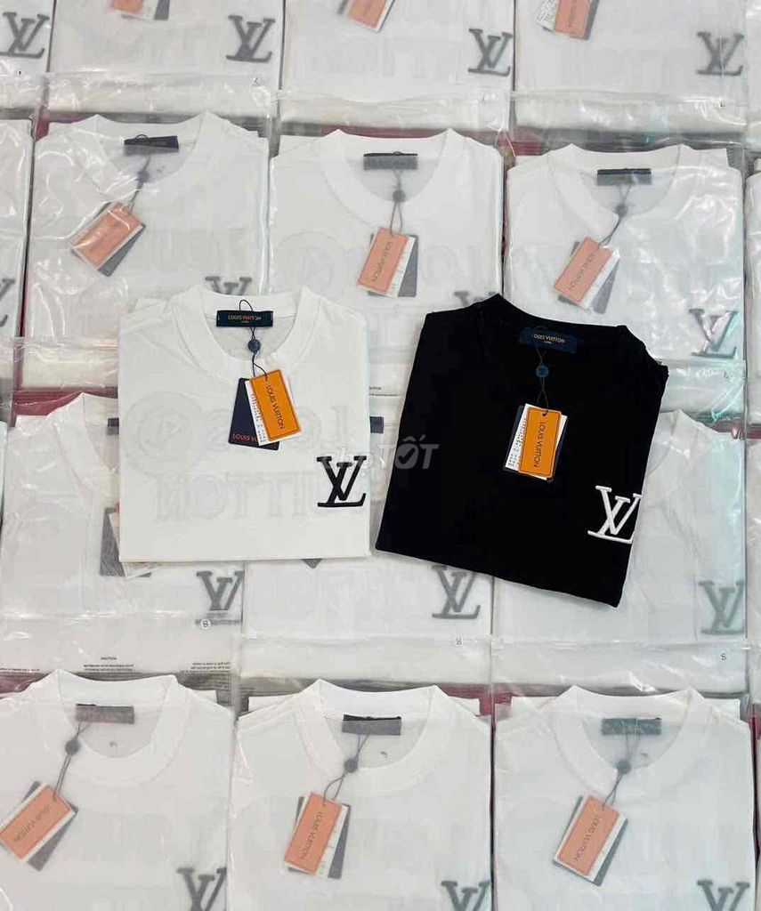 Áo thun Louis Vuitton phối da. Mua bán Quần áo tại Quận Đống Đa Hà Nội được đăng bởi ptrantvp hình 1