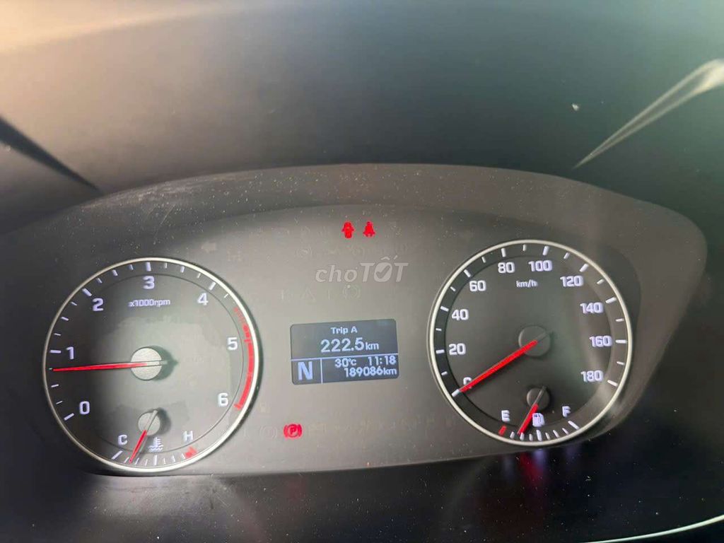 Hyundai Solati 2019 Trắng 189.000km. Mua bán Ô tô tại Quận Bình Tân Tp Hồ Chí Minh được đăng bởi Autu nhật phú lộc hình 8