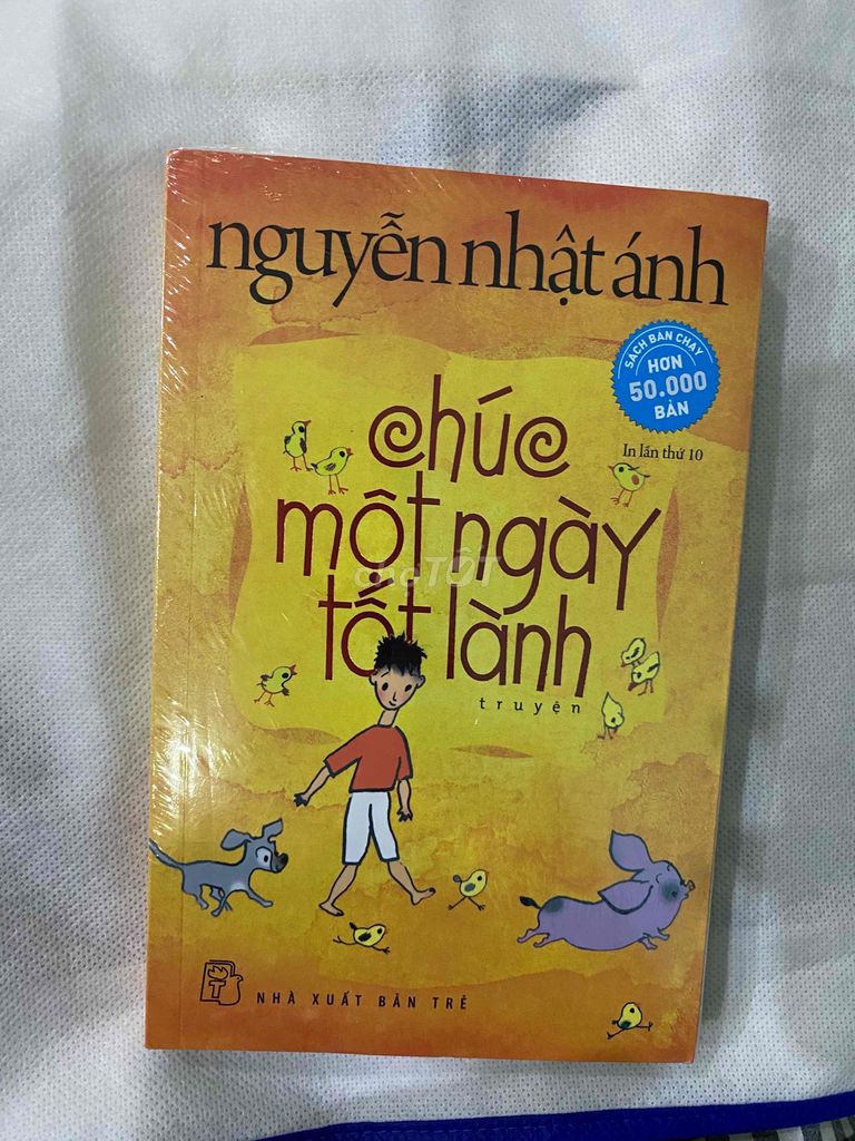 Truyện Chúc một ngày tốt lành. Mua bán Sách tại Thành phố Thủ Đức Tp Hồ Chí Minh được đăng bởi Iconicbymistake hình 1