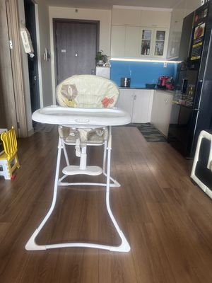 Ghế ăn dặm Graco. Mua bán Mẹ và bé tại Thành phố Thủ Đức Tp Hồ Chí Minh được đăng bởi Nguyễn Thị Lộc