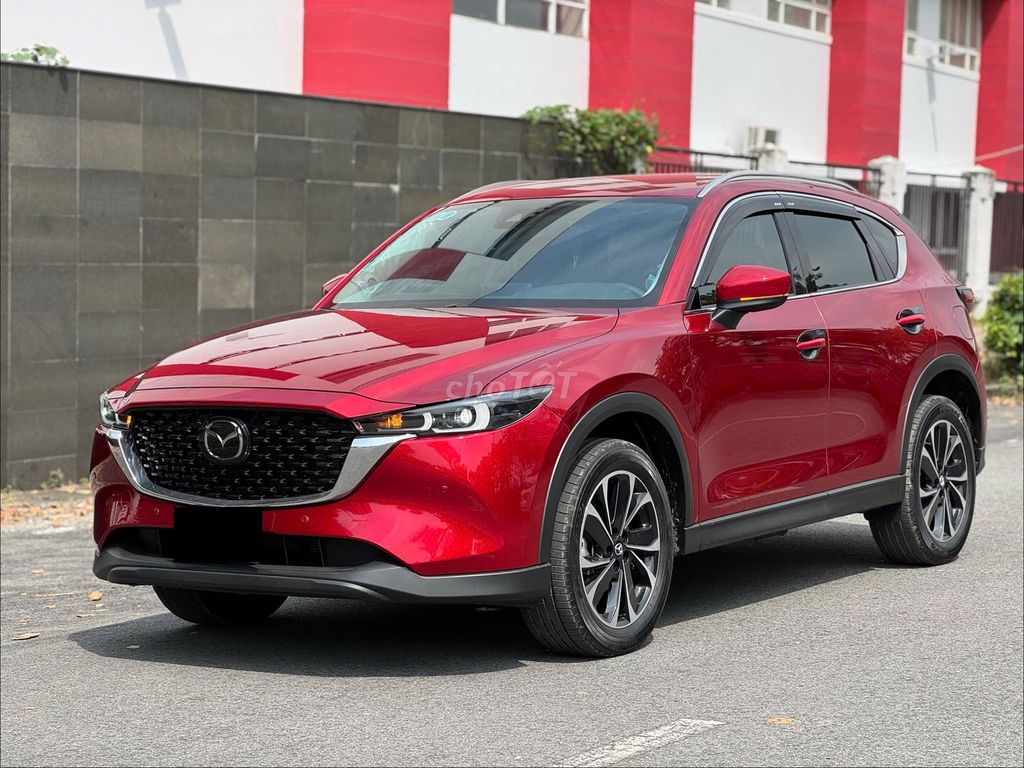 Mazda CX-5 2023 2.0 Luxury Đỏ. Mua bán Ô tô tại Quận 1 Tp Hồ Chí Minh được đăng bởi TÂN TỨ QUÝ hình 2