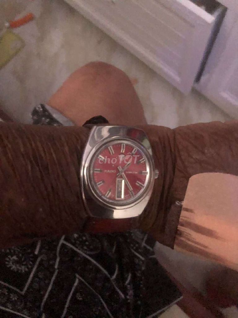 Đồng hồ Rado Voyager Nam Đỏ. Mua bán Đồng hồ tại Thành phố Thủ Đức Tp Hồ Chí Minh được đăng bởi xe79 cỏ79 hình 1