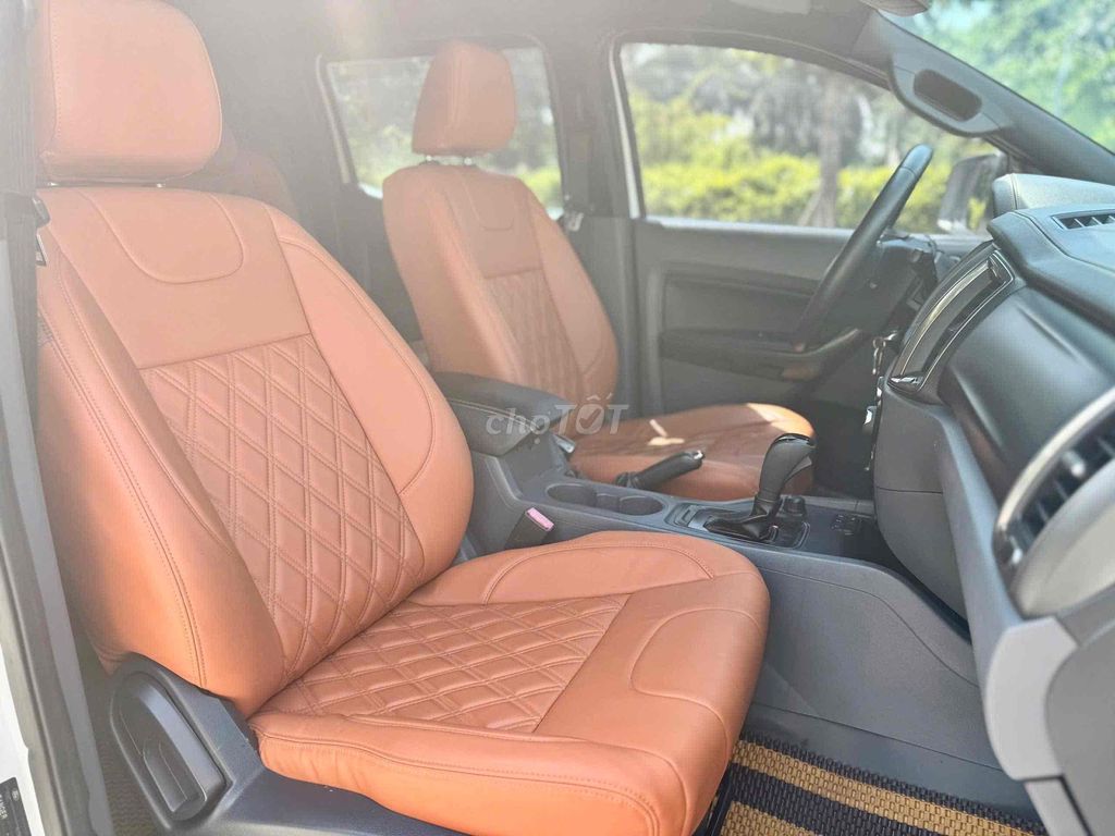 Ford Ranger  Wildtrak 3.2 4x4 AT 2016. Mua bán Ô tô tại Quận Long Biên Hà Nội được đăng bởi Tạ Dũng hình 9