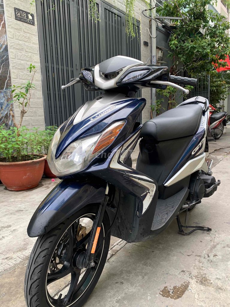 Yamaha Luvias 125cc xanh bạc 39000km Zin100% đẹp