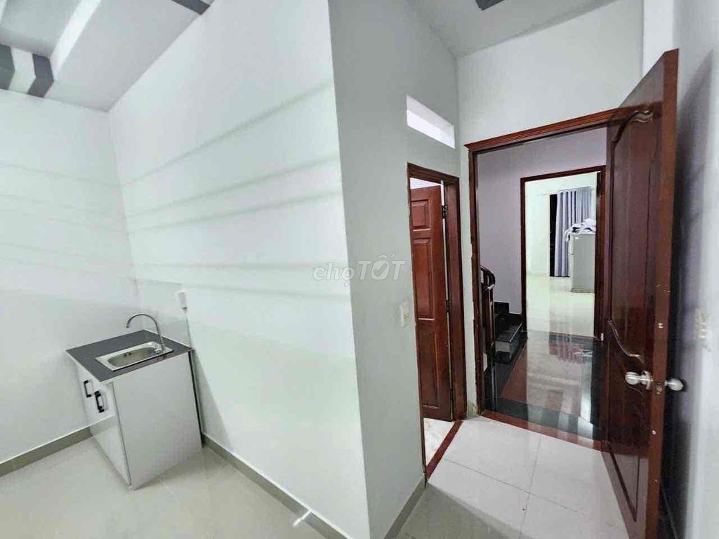 Аренда · 7 комн. · 64 м² · Quận Gò Vấp, ул. Đường số 28