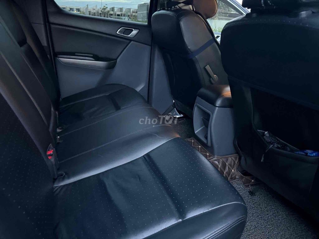 Mazda BT 50 2017 2.2L 4x2 AT - 98000 km. Mua bán Ô tô tại Thành phố Thủ Đức Tp Hồ Chí Minh được đăng bởi Nhut hình 9