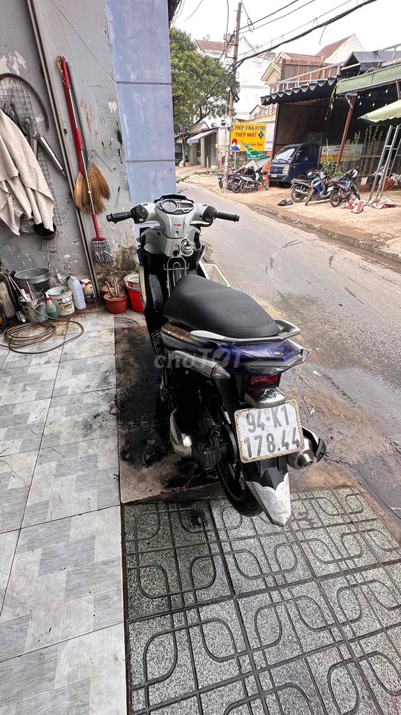 Yamaha Novo 5 FI Xanh trắng. Mua bán Xe máy tại Quận Tân Bình Tp Hồ Chí Minh được đăng bởi Hoàng Tấn hình 5