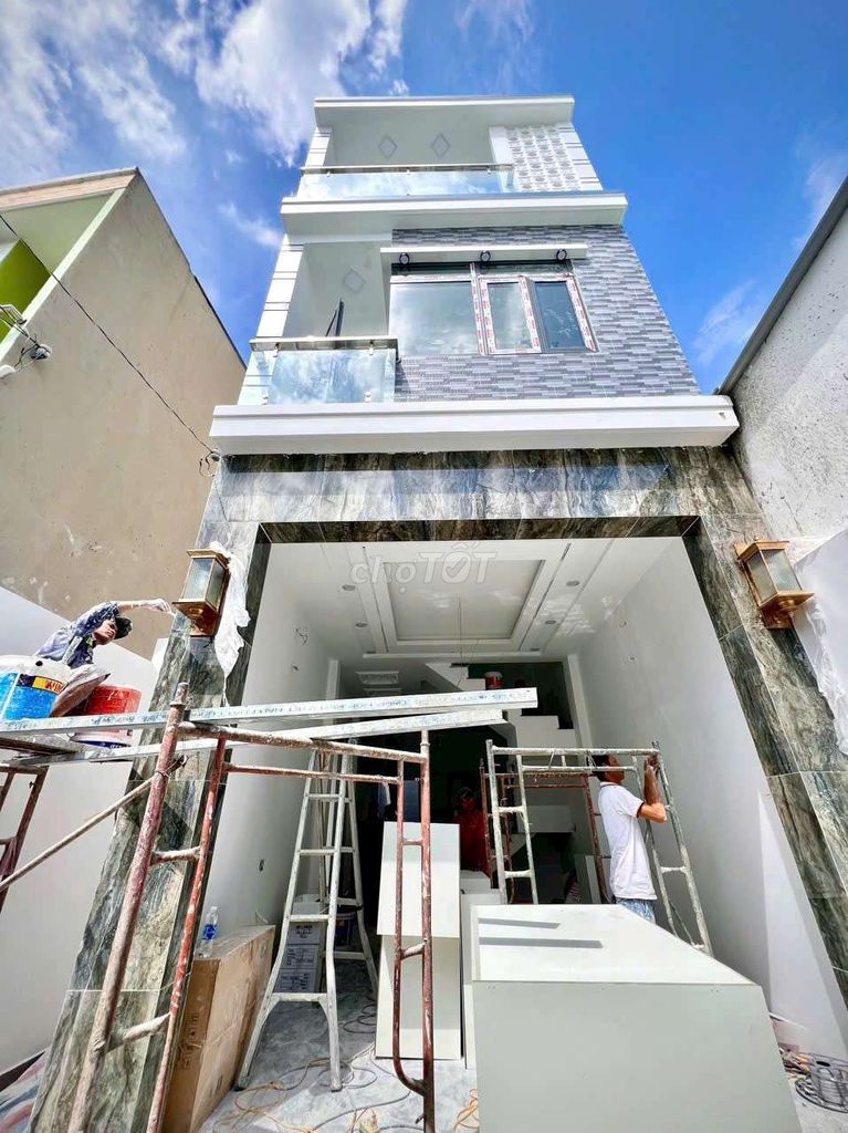 🏘️NHÀ ĐANG VÀO HOÀN THIỆN SỔ HỒNG RIÊNG ĐƯỜNG HUỲNH TẤN PHÁT.