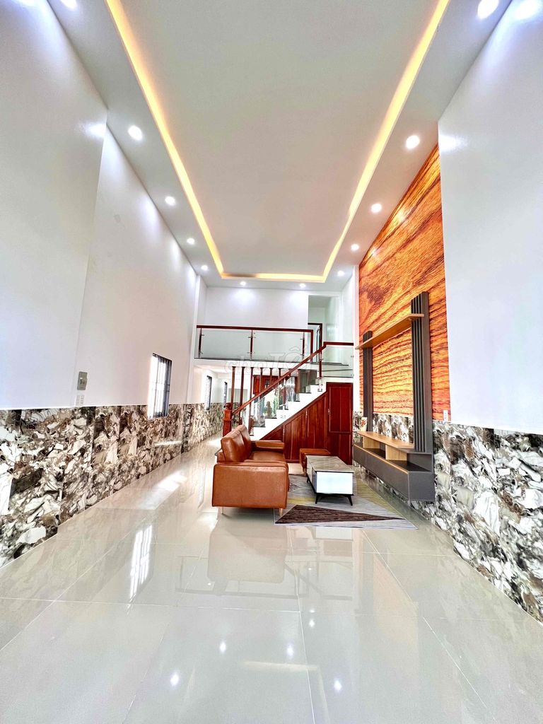 Nhà cho thuê ngay Công ty Đế Vương. Cho thuê nhà ở tại Huyện Bến Lức Long An được đăng bởi vumanhquang hình 1