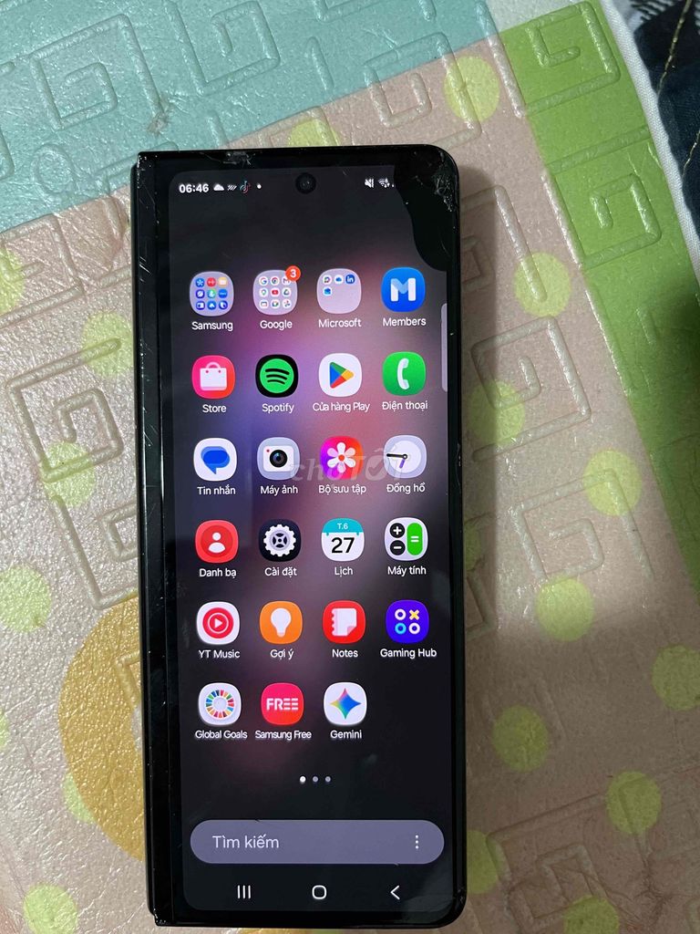 Samsung Z Fold 3 Đen Nứt kính. Mua bán Điện thoại tại Quận Thanh Xuân Hà Nội được đăng bởi son hình 1