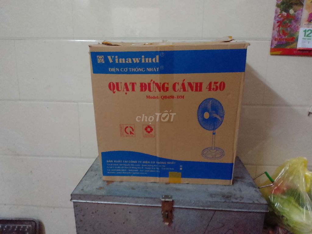 Quạt đứng Vinawind QD450-ĐM Đen 50W. Mua bán Quạt tại Quận Đống Đa Hà Nội được đăng bởi Nguyễn Xuân Bảo hình 1