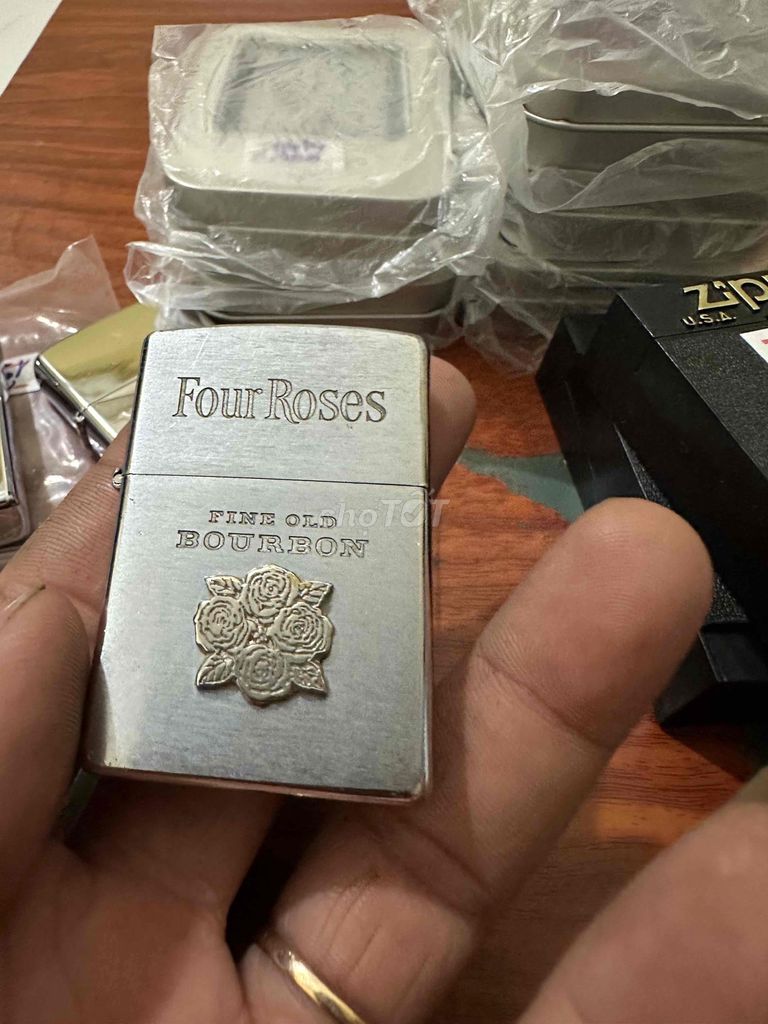 Zippo cổ xưa chuẩn Mỹ (tặng bốc)âm hay to gà khỏe