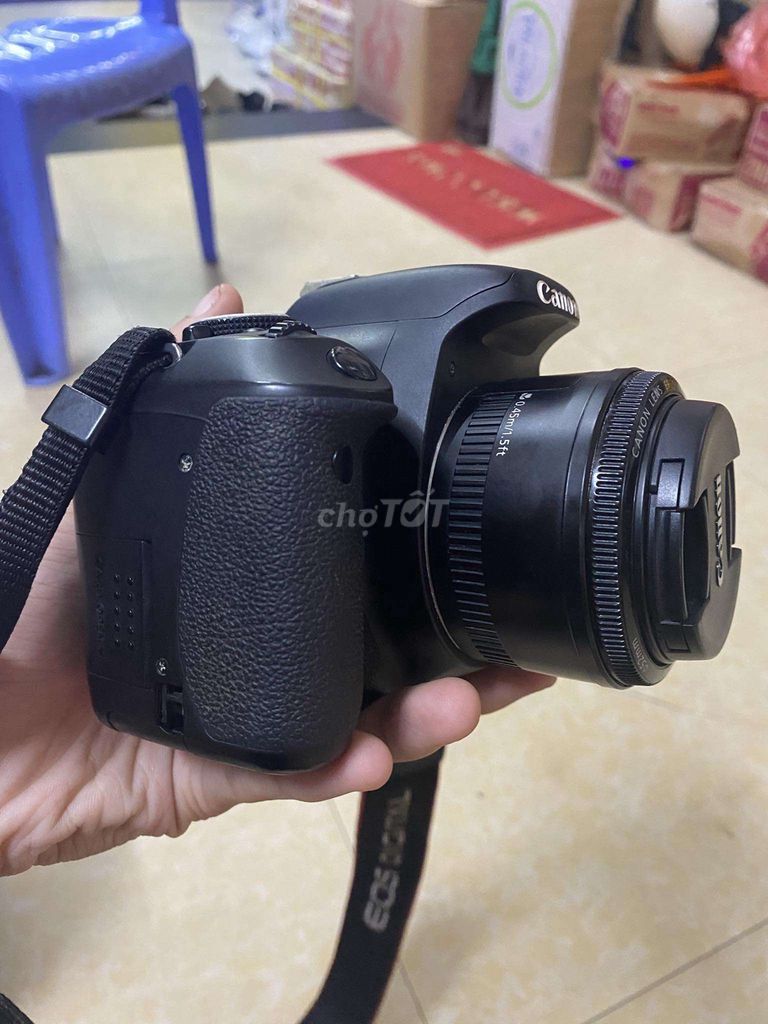 Canon 600D tối màn + lens 50mm, lẻ lens 55-250mm